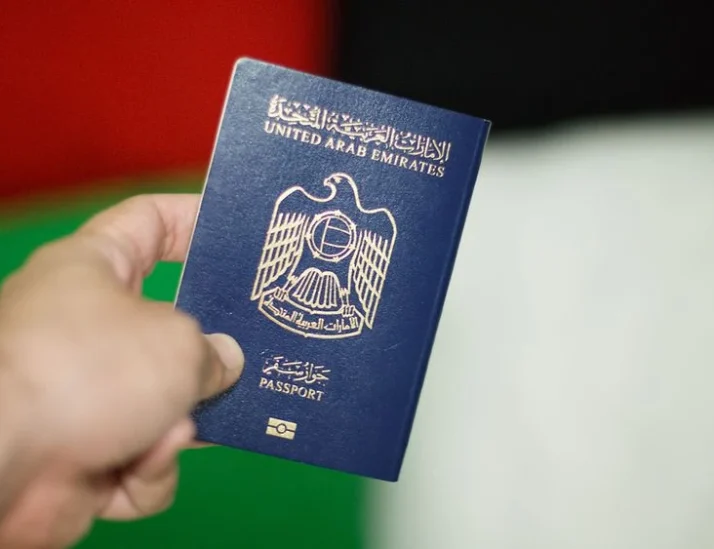 Stock-UAE-Emirati-passport